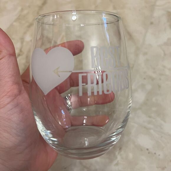 Etched Glass "Best Friends" Stemless Wine Glass - Picture 4 of 10